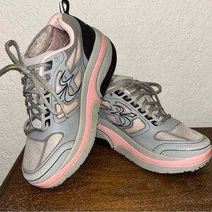 Gdefy Gravity Defyer Lace Up Chunky Platform Sneaker Shoes